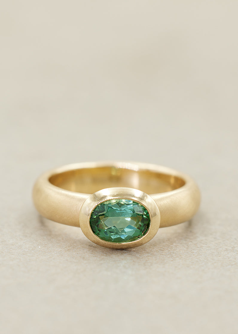 Green Tourmaline East West 'TOLEDO' Ring
