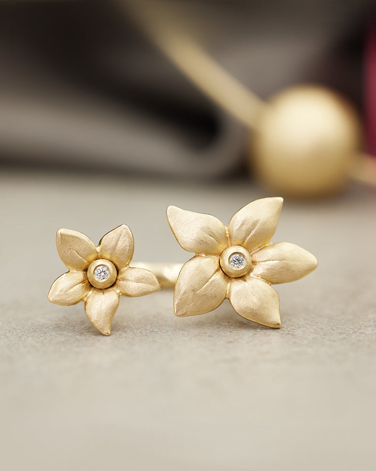 Flower Ring Yellow Gold