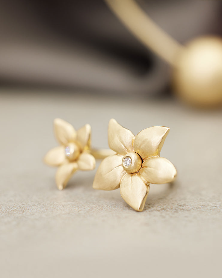 Flower Ring Yellow Gold