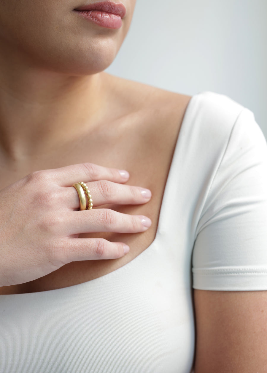 'TOLEDO' Bead Ring Yellow Gold