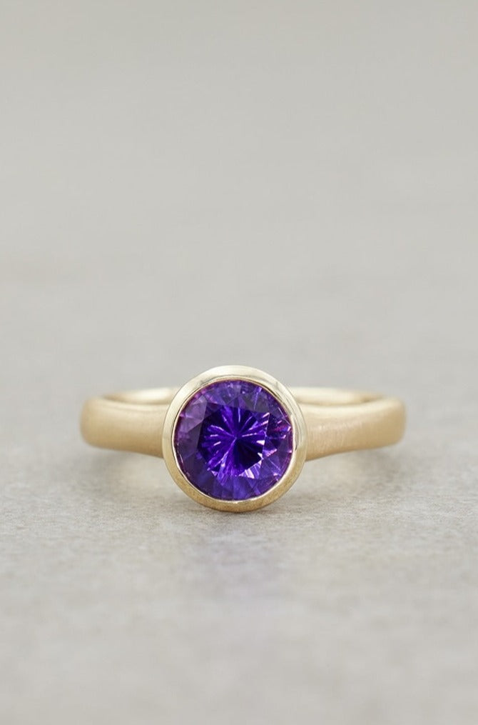 Amethyst Fluted Round Ring