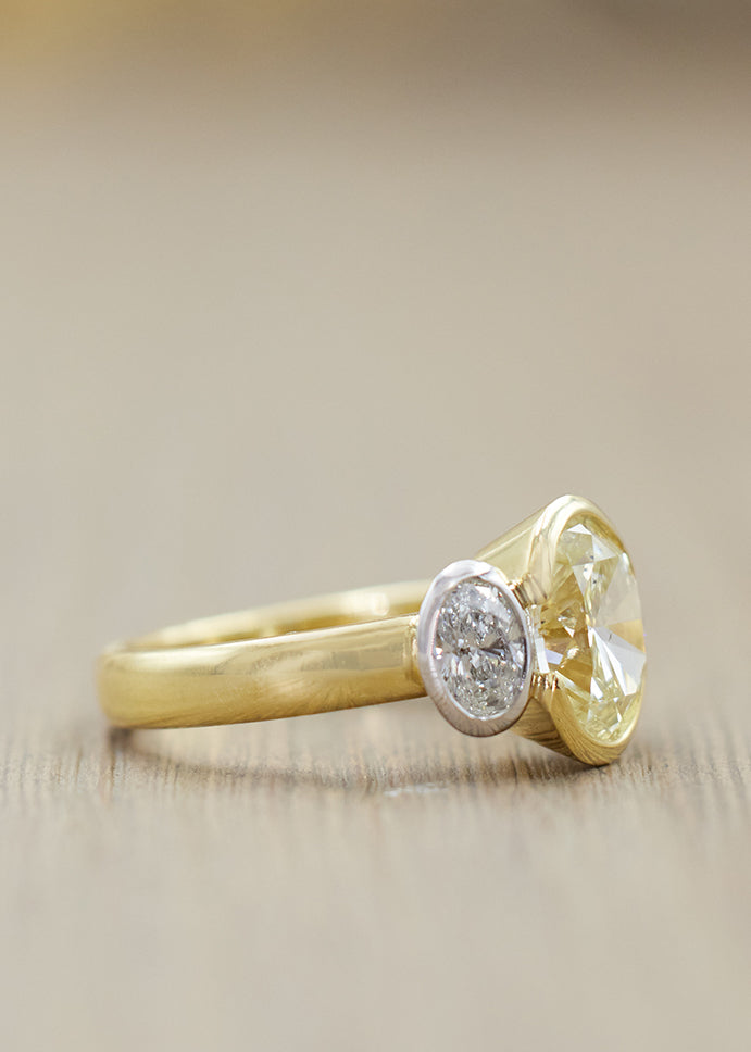 Light Yellow Diamond 'TRILOGY' Ring