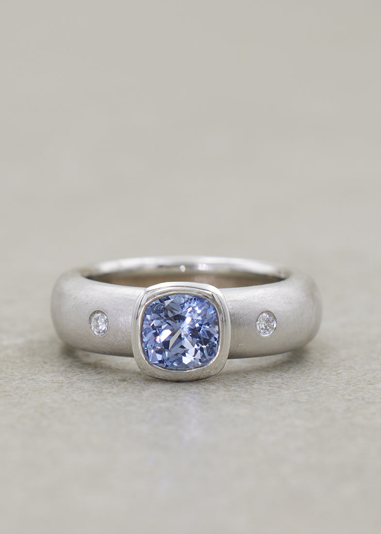 Sky Blue Sapphire 'BELLINI' Ring