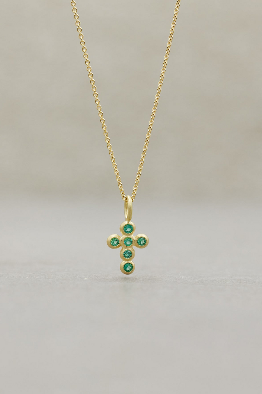 Pallina Mini Cross Emeralds