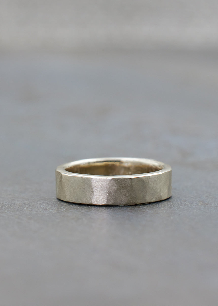 Hammered Band White