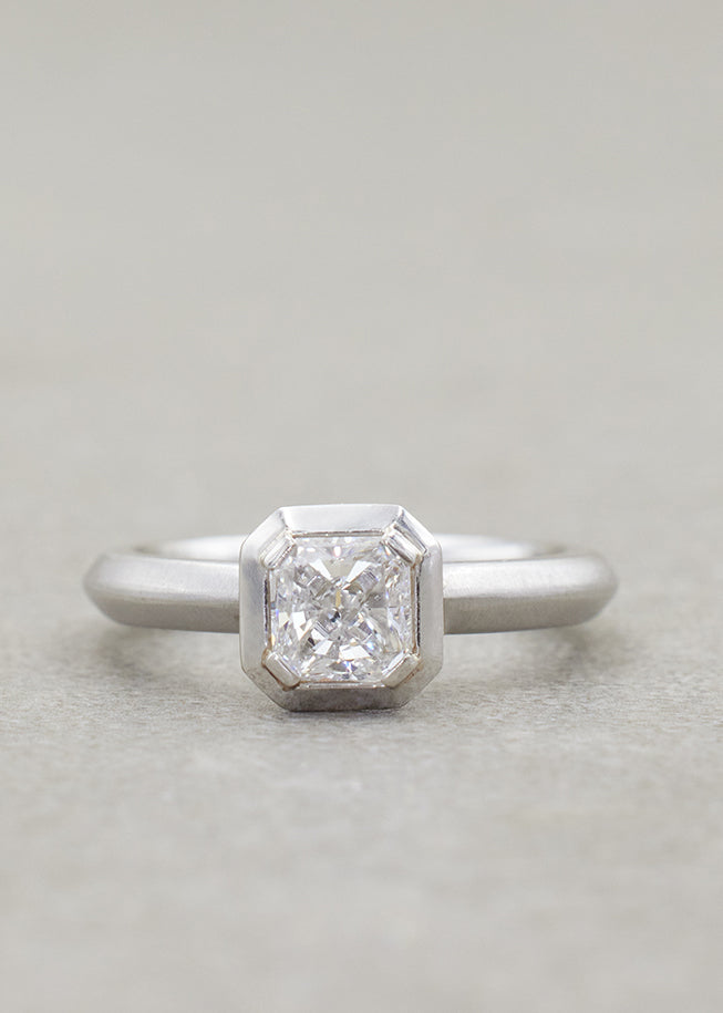 'NOUVEAU' Radiance Diamond Ring