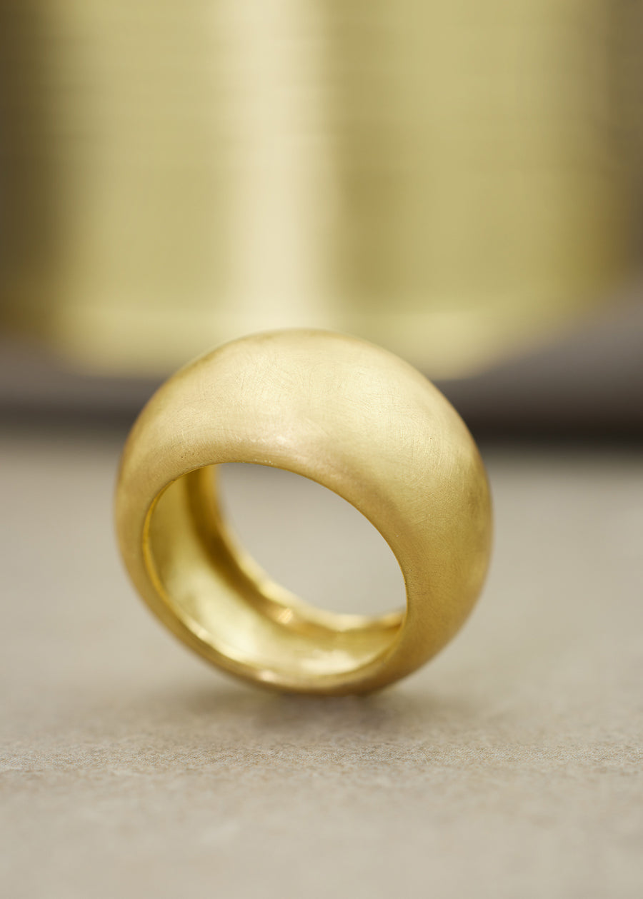 XL Dome Ring Yellow Gold