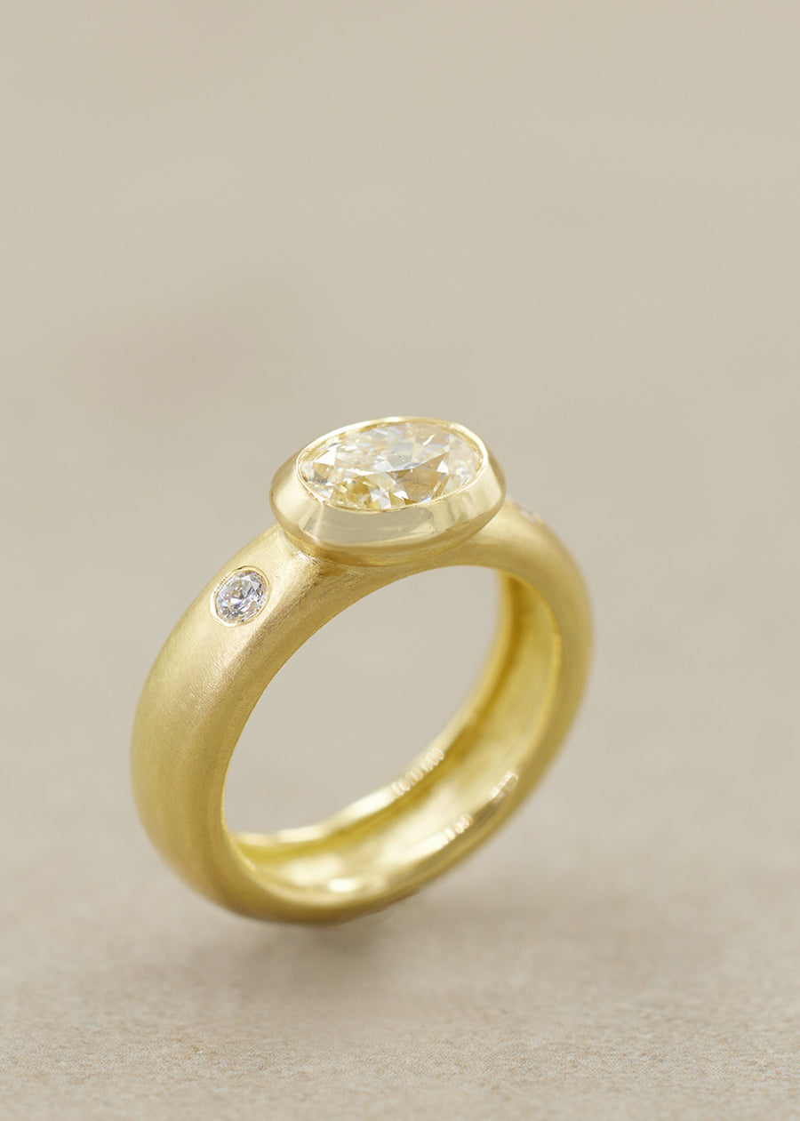'BELLINI' Yellow Diamond Ring