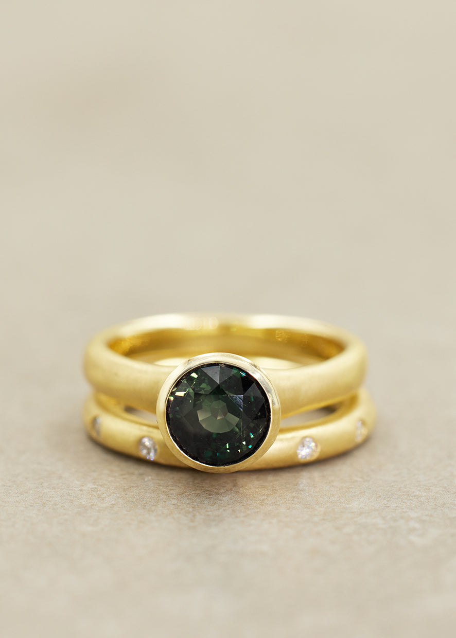 Green Sapphire Fluted Ring