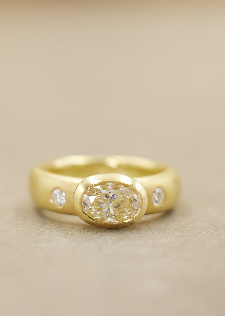 'BELLINI' Yellow Diamond Ring