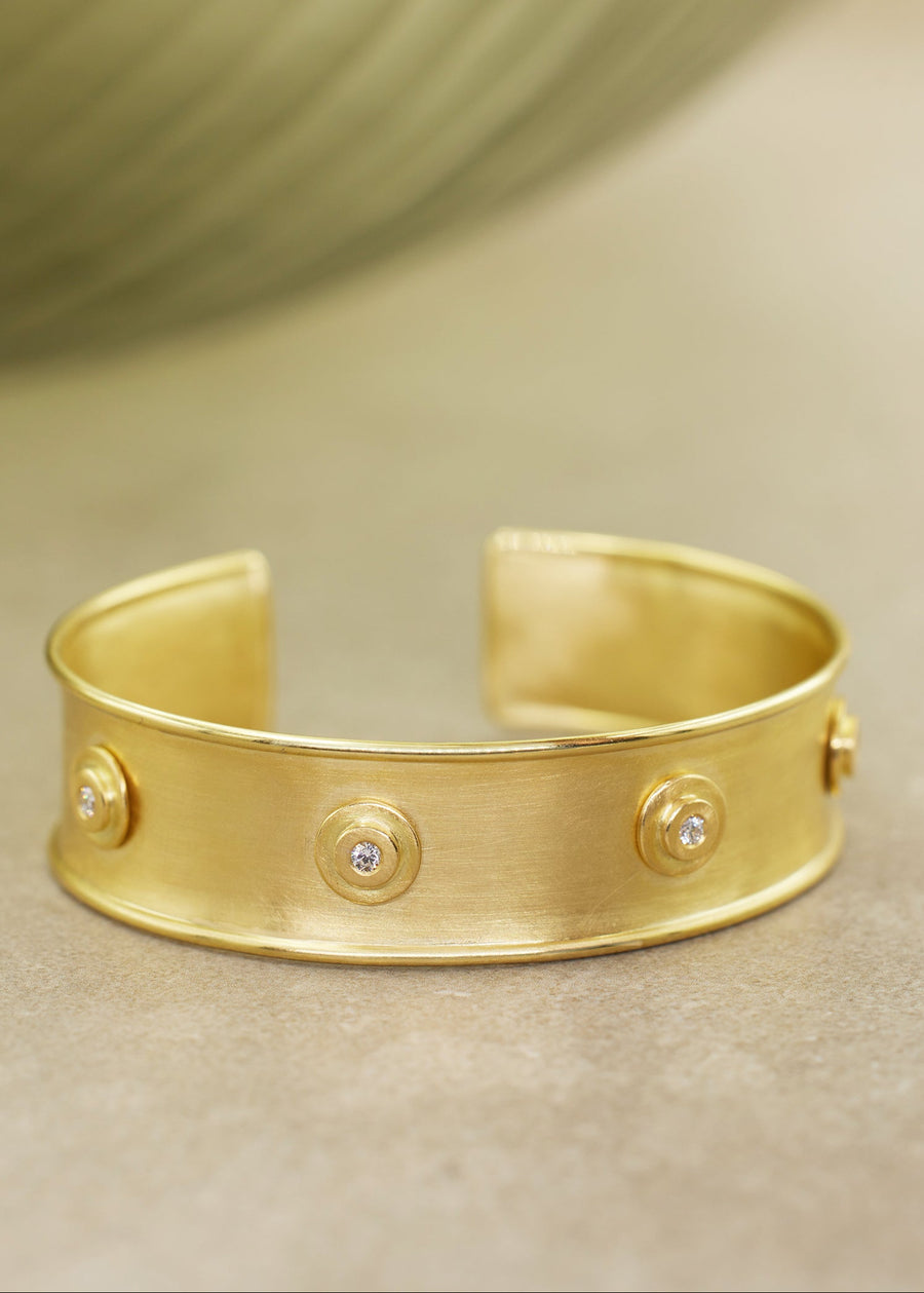 The ATHENA Diamond Cuff Slim