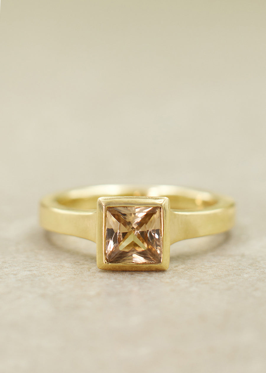 Champagne Zircon Fluted Square Ring