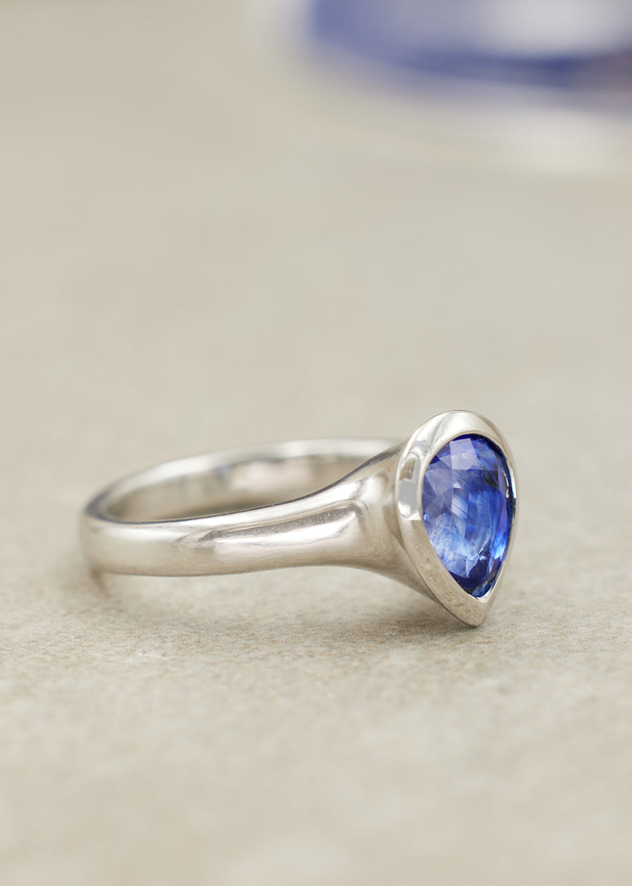 Ceylon Sapphire Pear Shaped Fluted Ring , 2.57 ct